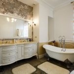 Design a classic bath with beautiful tiles and cabinetry. 28 bathroom design photos 